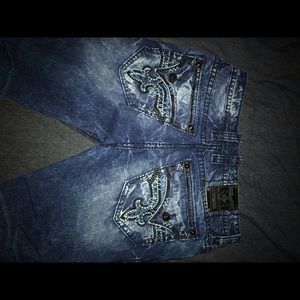 Rock Revival Yoel Straight Jeans